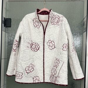 Elegant Floral Women's Quilted Jacket - White and Red